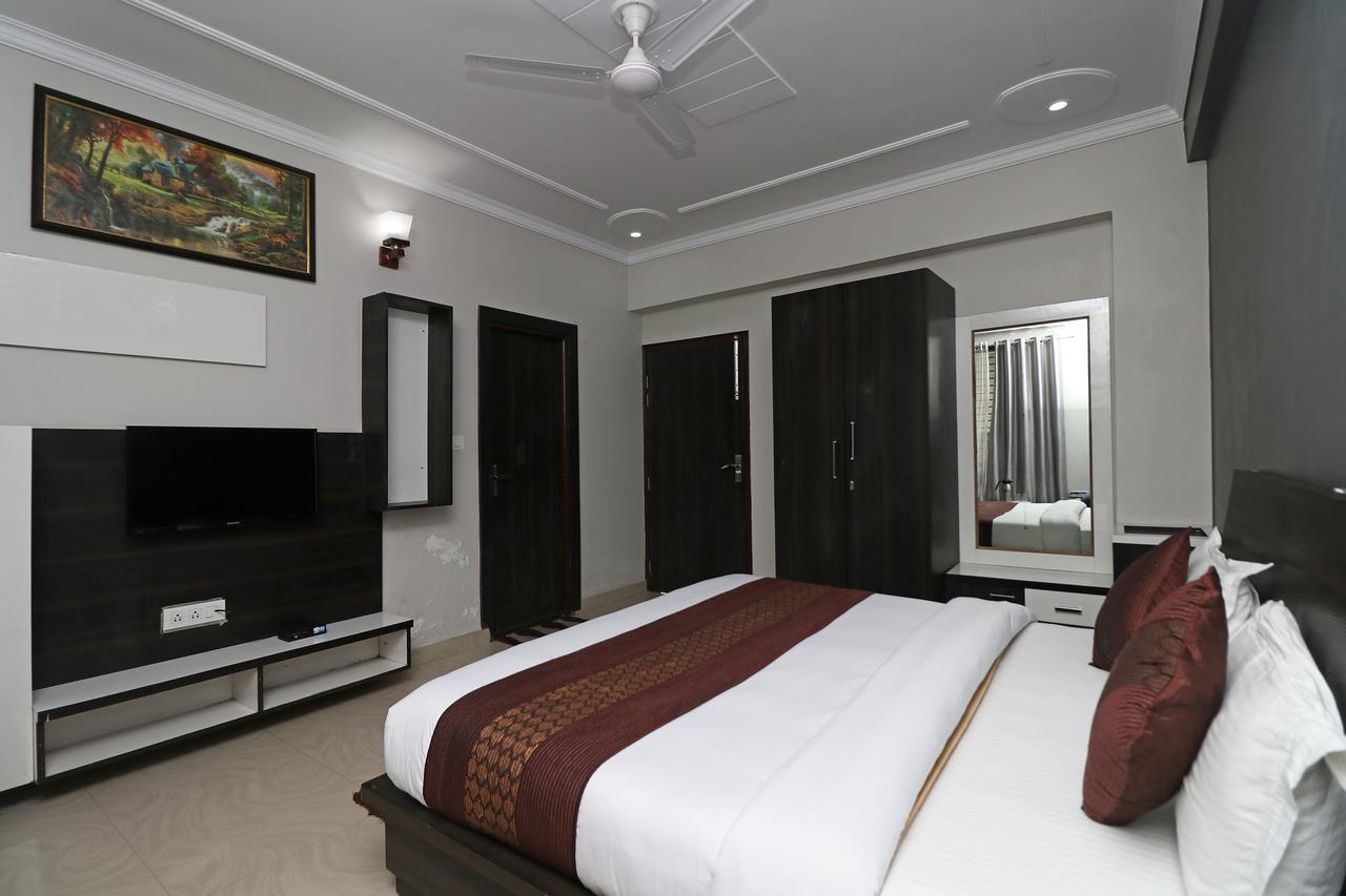 Oyo 11877 Royal Residency Hotell New Tehri Eksteriør bilde