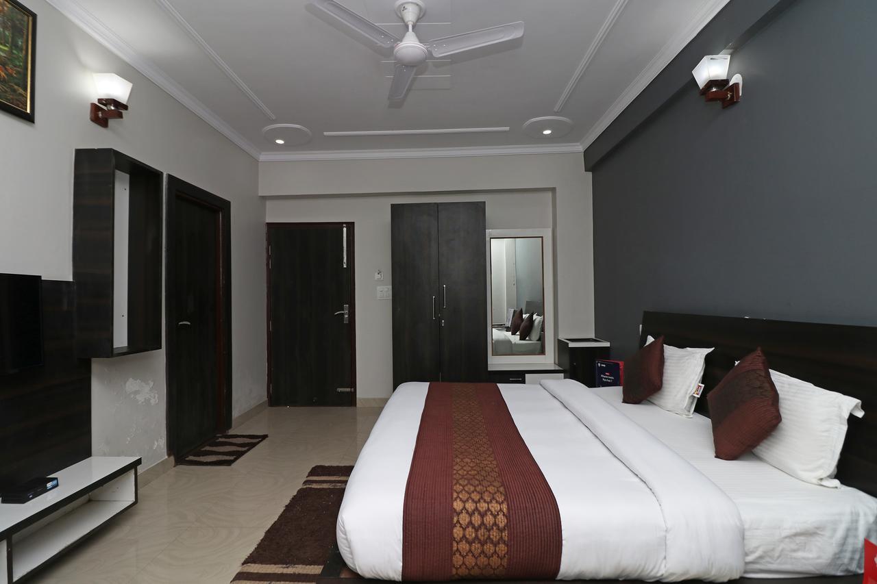 Oyo 11877 Royal Residency Hotell New Tehri Eksteriør bilde