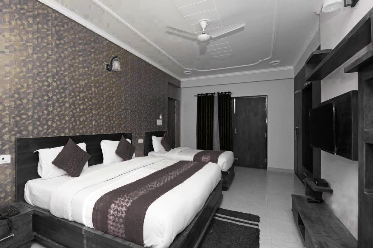 Oyo 11877 Royal Residency Hotell New Tehri Eksteriør bilde